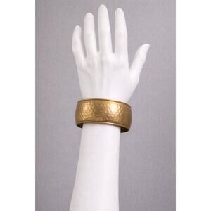 Copper bracelet hammered bangle 1" wide vintage boho statement